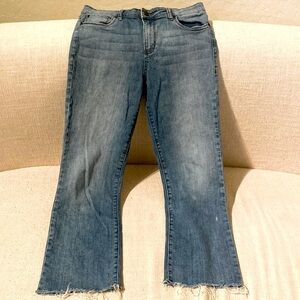 Nordstrom BP Straight leg jeans. Medium wash. Natural hem. Size 27. EUC